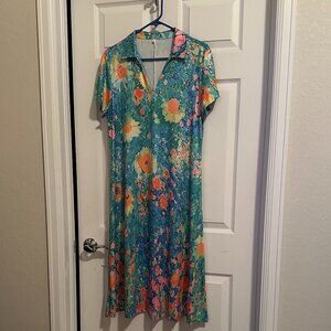 Gorgeous brand new flowered dress